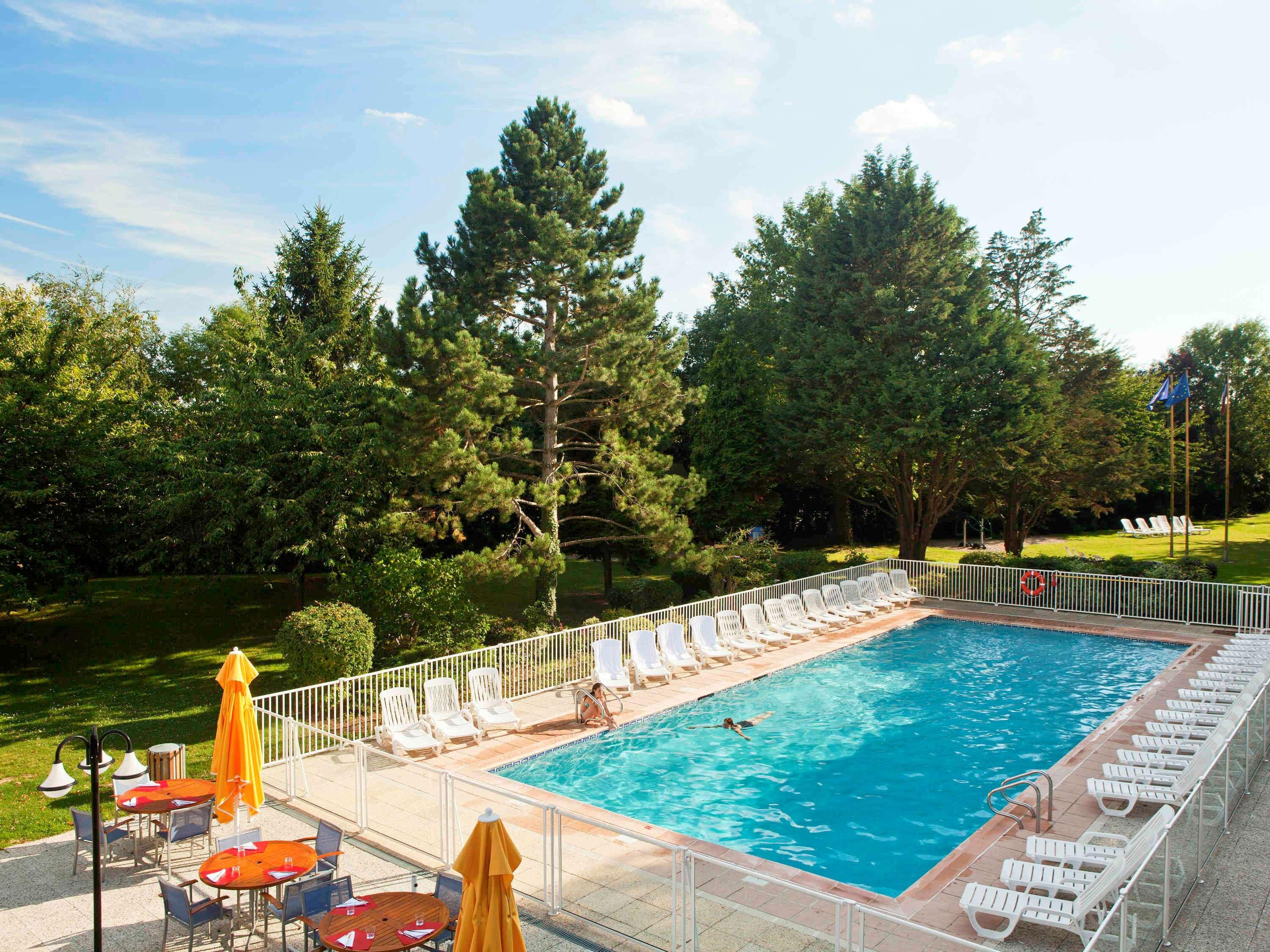 Novotel Hotel 4*